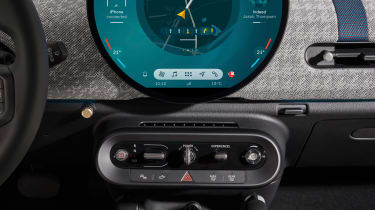 MINI Cooper Electric - toggles